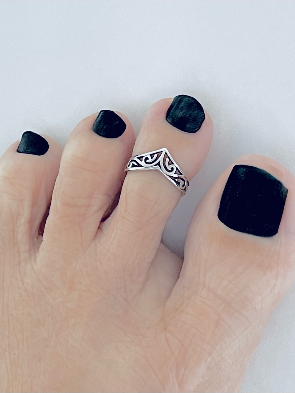Sterling Silver V Shape Filigree Toe Ring, Silver Rings, Chevron Ring, Swirls